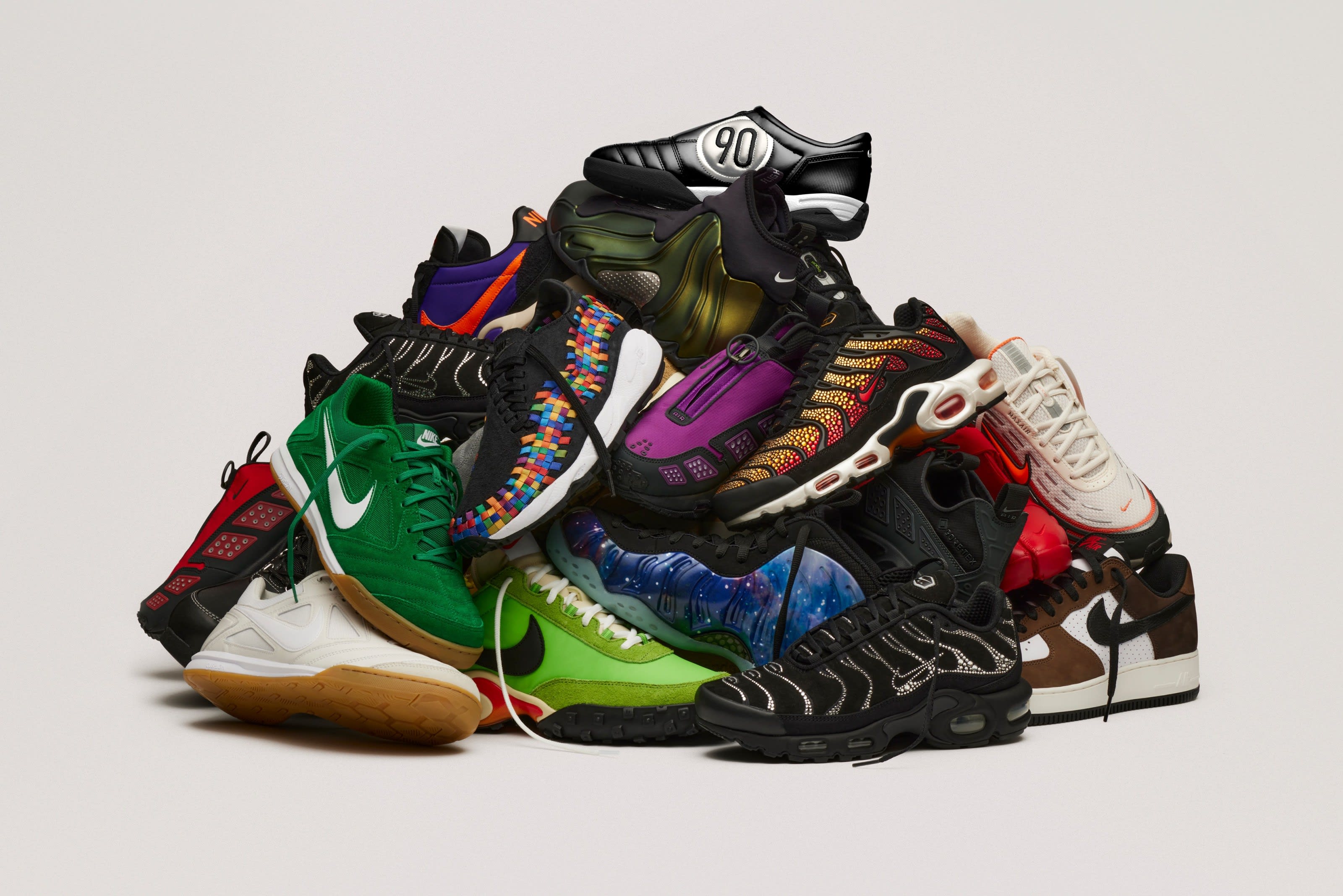 SNKRS Hero Image